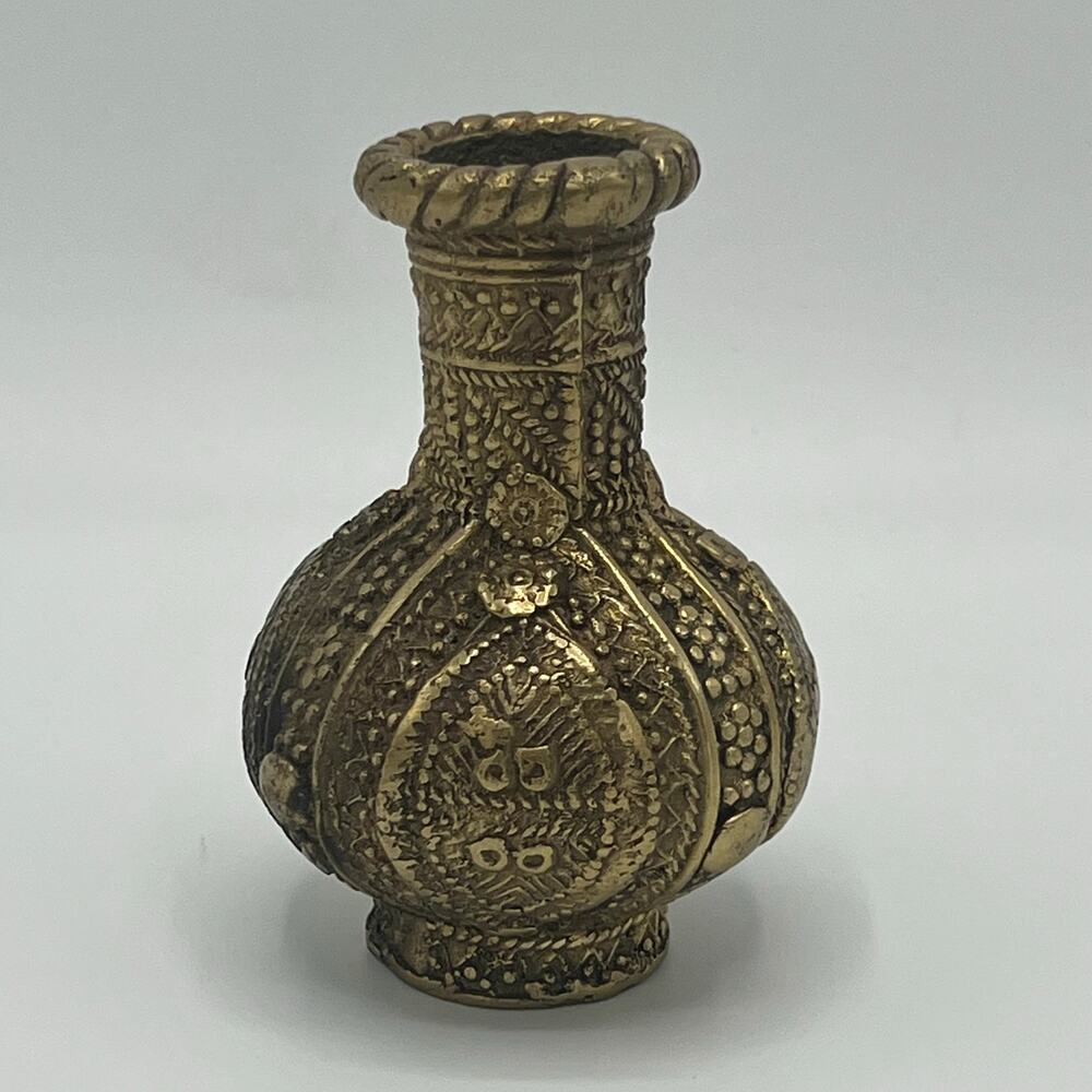 Small Antique Vintage Indian Mughal Brass Vase 4” - Picture 4 of 6